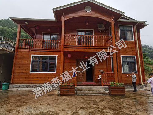 木結(jié)構(gòu)別墅 木結(jié)構(gòu)別墅