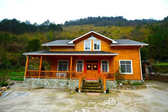 湖南森福木業(yè)有限公司,木結(jié)構(gòu)別墅建造及制作,木涼亭建造及制作,木棧道建造及制作 湖南森福木業(yè)有限公司,木結(jié)構(gòu)別墅建造及制作,木涼亭建造及制作,木棧道建造及制作