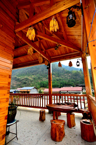 湖南森福木業(yè)有限公司,木結(jié)構(gòu)別墅建造及制作,木涼亭建造及制作,木棧道建造及制作 湖南森福木業(yè)有限公司,木結(jié)構(gòu)別墅建造及制作,木涼亭建造及制作,木棧道建造及制作